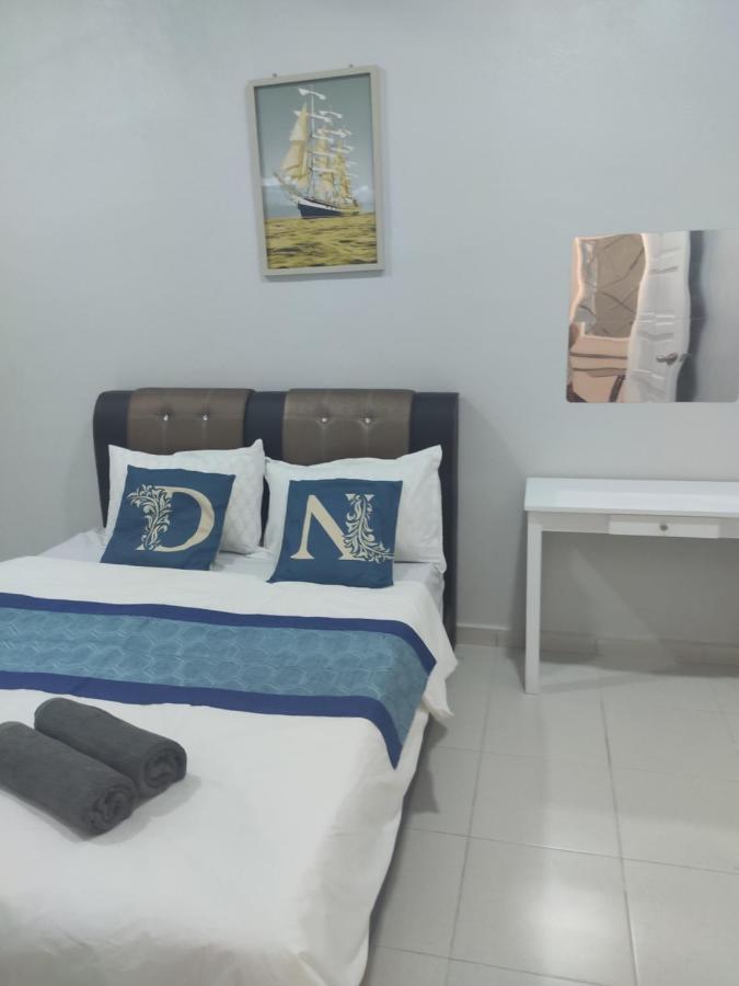 Private Pool Cassa Dinies, Wifi , Bbq,10 Pax Villa Rantau Panjang Exteriör bild