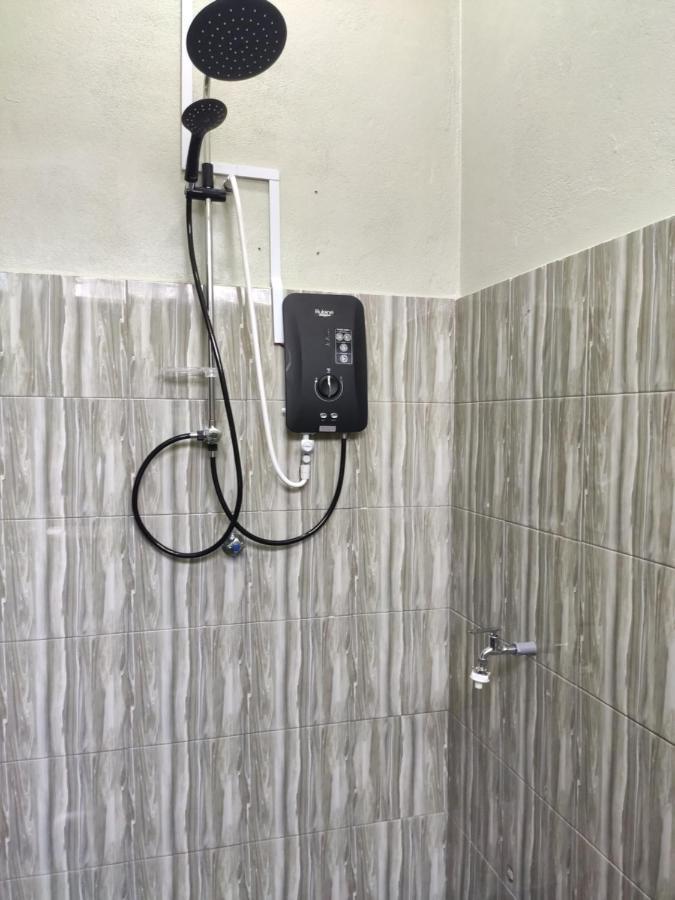 Private Pool Cassa Dinies, Wifi , Bbq,10 Pax Villa Rantau Panjang Exteriör bild