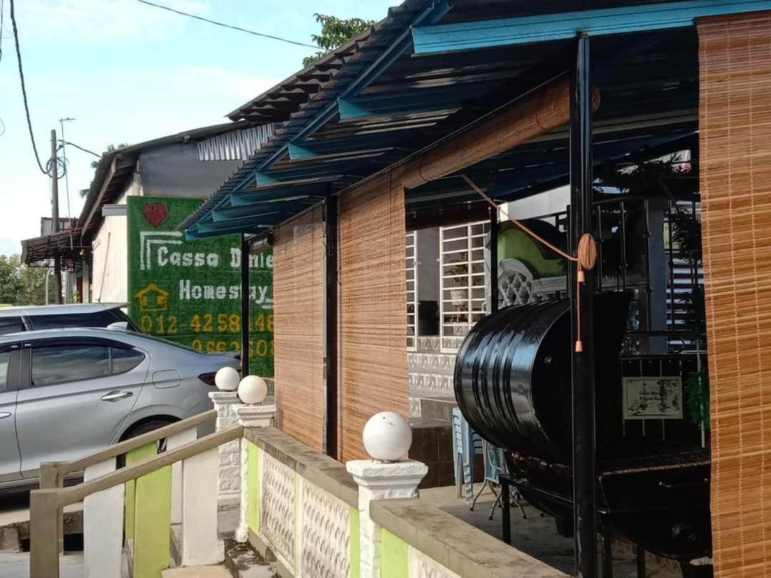 Private Pool Cassa Dinies, Wifi , Bbq,10 Pax Villa Rantau Panjang Exteriör bild